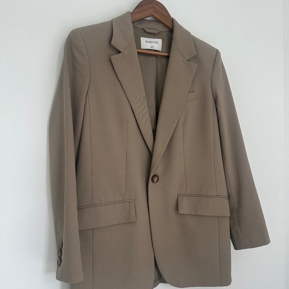 Aritzia Babaton Agency Blazer (2XS) - Picture 7 of 7